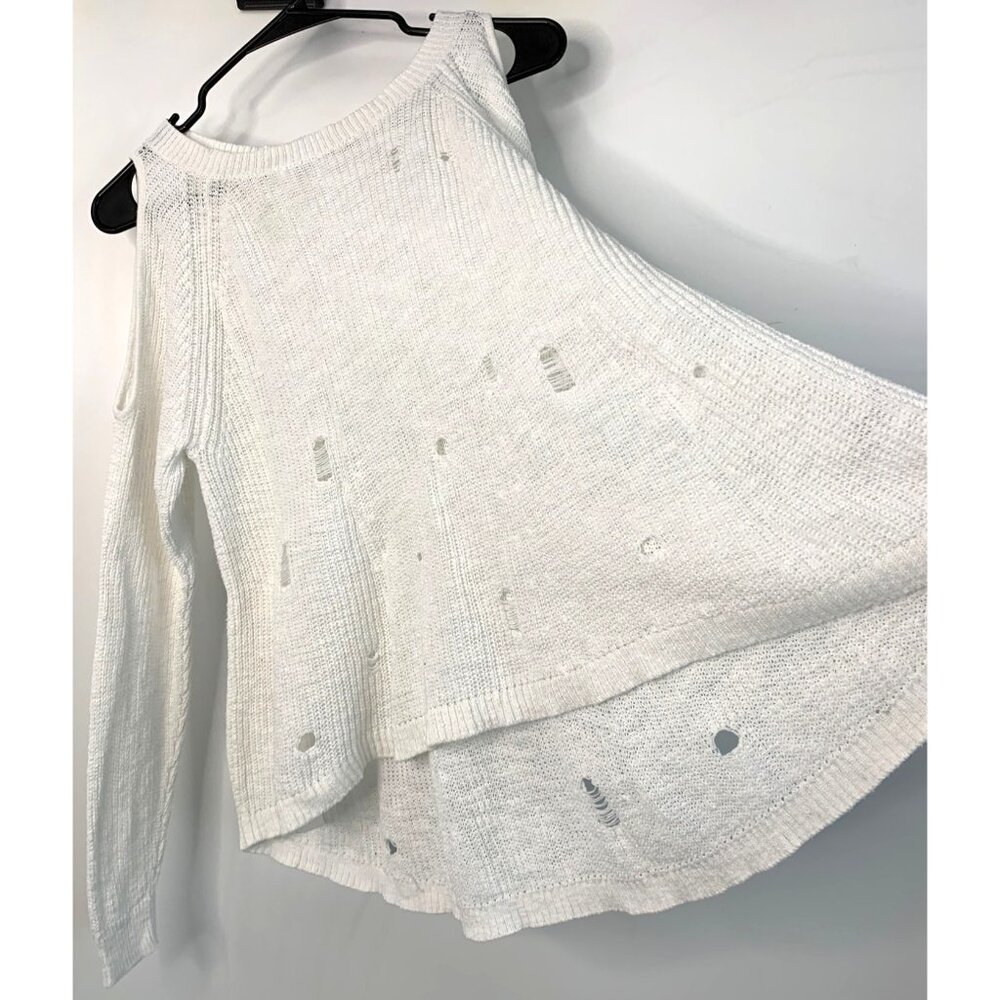 BP Brass Plum White Distressed White Knit Sweater Cold Shoulder  XS/S EUC 7417